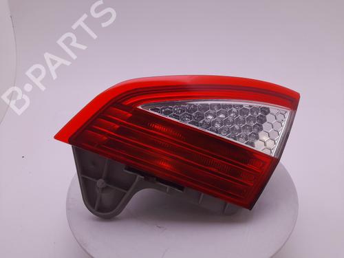 right-taillight-ford-mondeo-iv-ba7-2007-2008-2009-2010-2011-2012-2013-2014-2015-40329405 main image