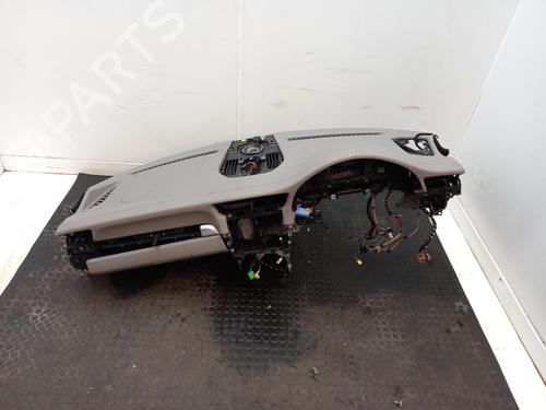 dashboard-porsche-911-991-2011-2012-2013-2014-2015-2016-2017-2018-2019-2020-40322869 main image