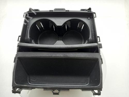 ashtray-mazda-cx-30-dm-2019-40299878 main image