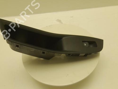 switch-mg-mg-zs-suv-azs1-2017-40299886 main image