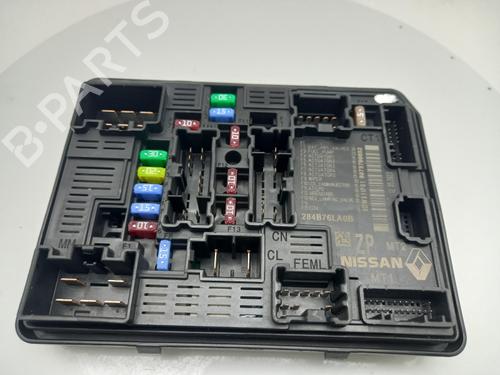 fuse-box-nissan-juke-f16_-2019-40302872 main image