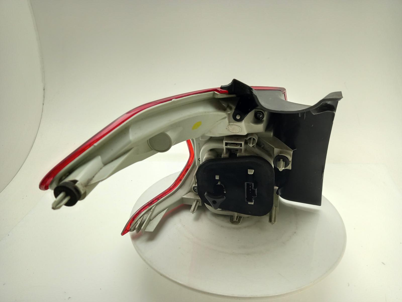 Right taillight PEUGEOT 2008 I (CU_) 1.2 VTi | BP40338342C35 - Image 4
