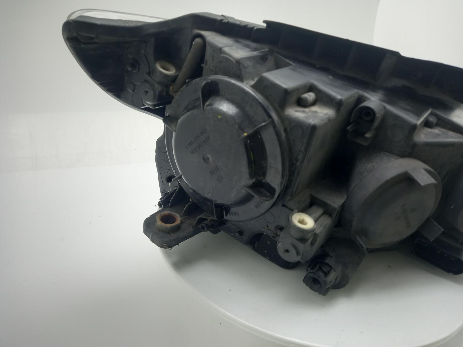 Left headlight VW PASSAT CC B6 (357) 2.0 TDI | BP40325314C28 - Image 6