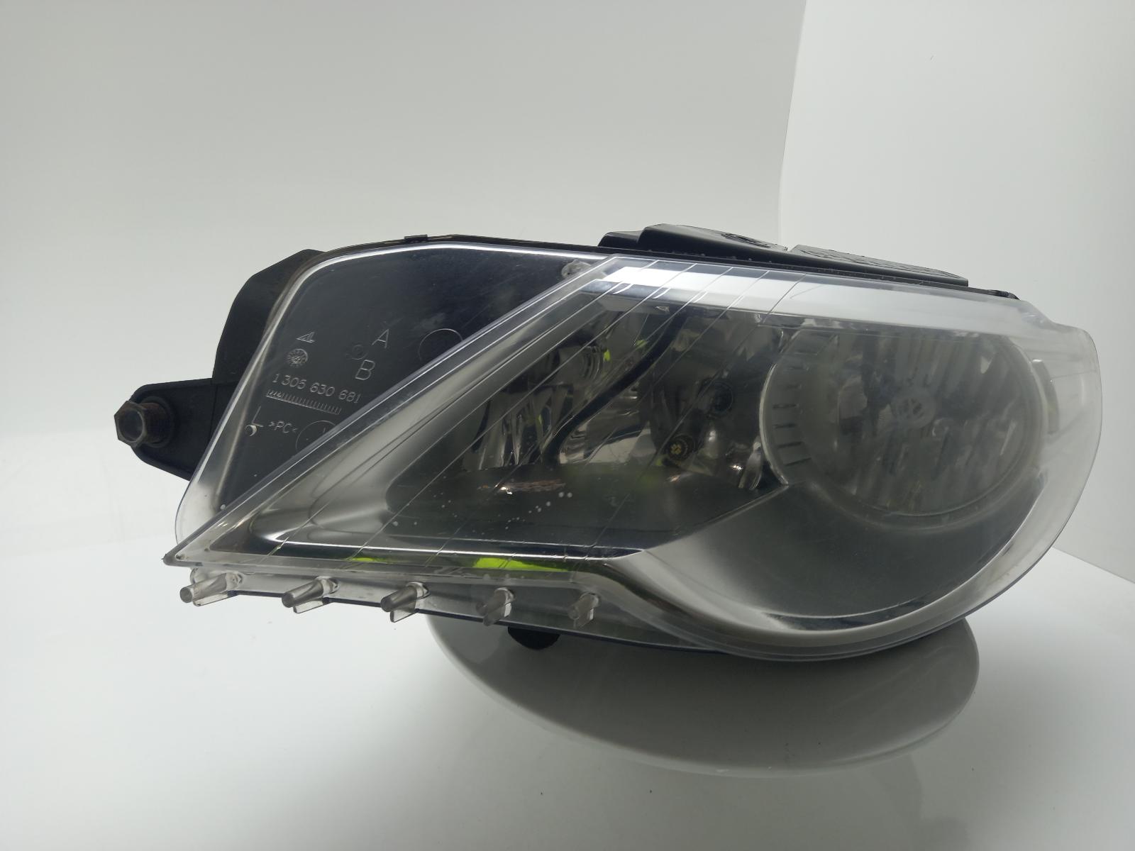 Left headlight VW PASSAT CC B6 (357) 2.0 TDI | BP40325314C28 - Image 2