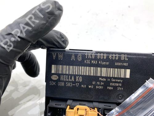 Electronic module VW GOLF V (1K1) 1.9 TDI | BP39347406M83 - Image 4