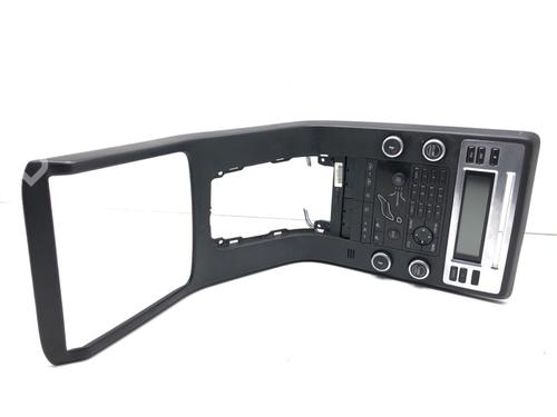 climate-control-volvo-v70-iii-135-2007-2008-2009-2010-2011-2012-2013-2014-2015-2016-39318754 main image