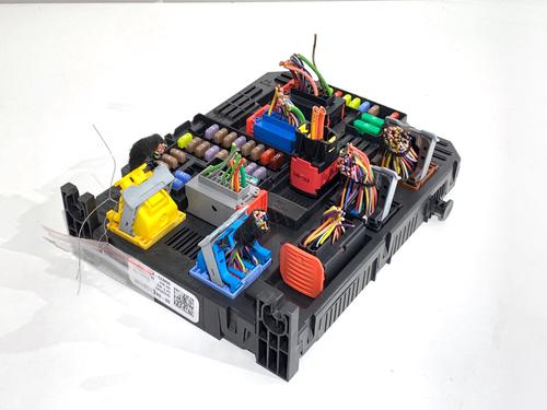 Used Fuse box Fuse box 39312606 39312606