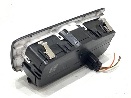 Headlight switch BMW 1 (F20) 118 i | BP39377490I24 - Image 2