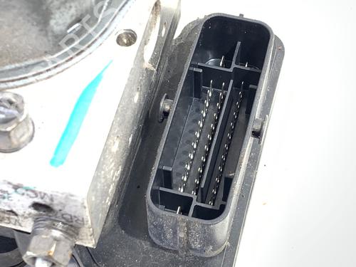 ABS pump DACIA LOGAN MCV II 1.5 Blue dCi 95 (K8JL) | BP39360185M43 - Image 4