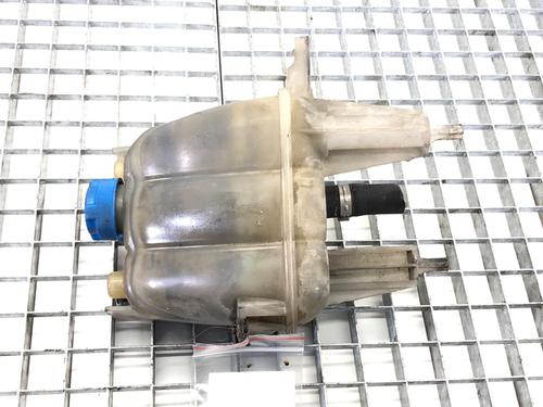 Used Expansion tank Expansion tank 39272025 39272025