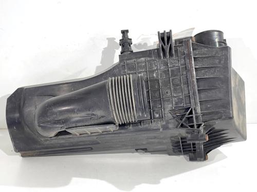 Used Air filter box Air filter box FORD FIESTA VI (CB1, CCN) 1.25 (82 hp) 39340585 39340585