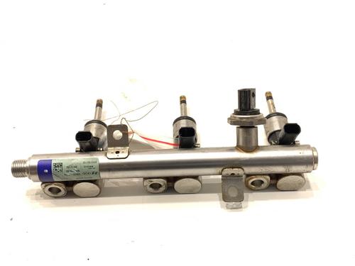Used Injection rail Injection rail 39346244 39346244