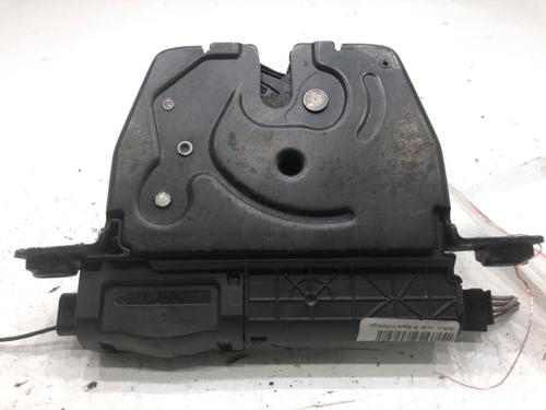 tailgate-lock-bmw-5-f10-2009-2010-2011-2012-2013-2014-2015-2016-39299043 main image