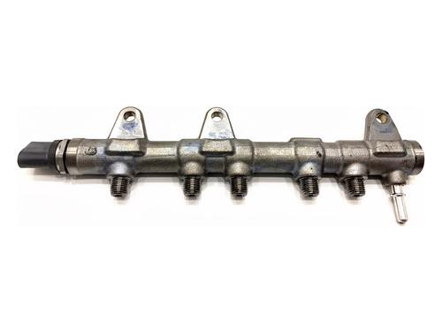 Used Injection rail Injection rail 39358404 39358404