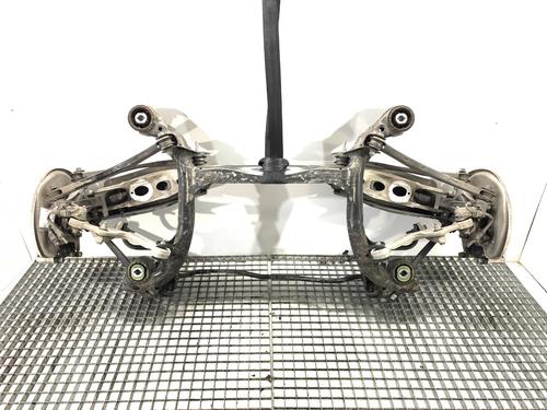 puente-trasero-audi-a4-b9-8w2-8wc-2015-39301787 main image