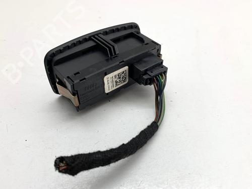 Warning switch AUDI A1 (8X1, 8XK) 1.2 TFSI | BP39376508I22 - Image 3