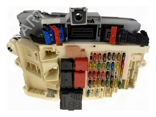 Used Fuse box Fuse box FIAT STILO (192_) 1.9 JTD (192_XF1A) (80 hp) 40171035 40171035