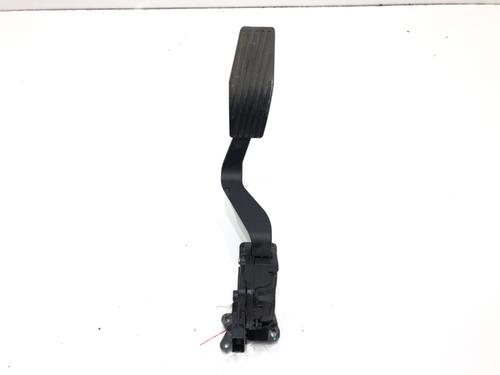 pedal-fiat-tipo-saloon-356_-357_-2015-39286451 main image