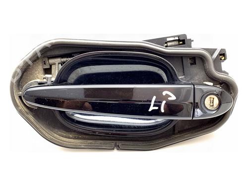 front-left-exterior-door-handle-bmw-5-touring-e61-2004-2005-2006-2007-2008-2009-2010-39371519 main image
