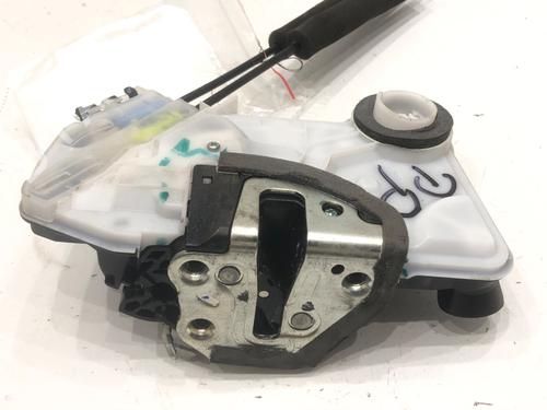 venstre-fortil-las-toyota-corolla-saloon-_e21_-2019-39278796 main image
