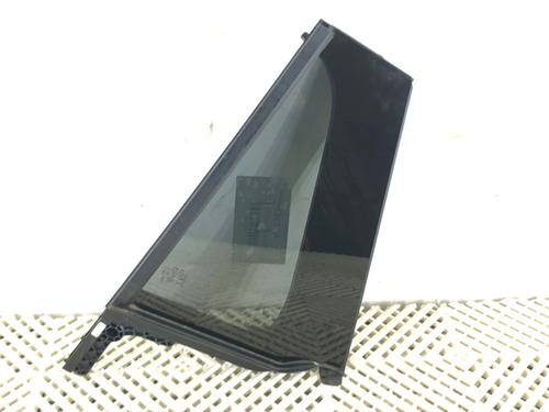Used Rear left quarter glass Rear left quarter glass SKODA SUPERB IV Estate (NZ5) 2.0 TDI (150 hp) 40276765 40276765