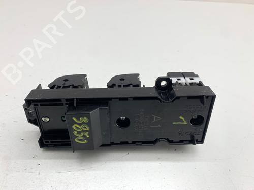 Switch TOYOTA COROLLA Saloon (_E21_) 1.8 VVTi Hybrid (ZWE211, MZEA12) | BP39496904I30 - Image 2