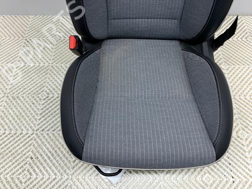 Left front seat RENAULT CLIO V (B7_) 1.0 LPG (B7MT) | BP40488441C15 - Image 3