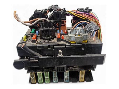 Used Fuse box Fuse box 39497124 39497124