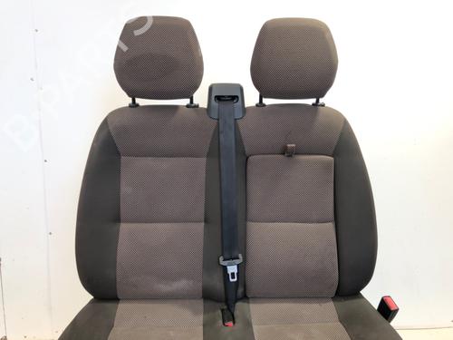 Right front seat PEUGEOT BOXER Bus 2.0 BlueHDi 130 | BP39339761C16 - Image 3