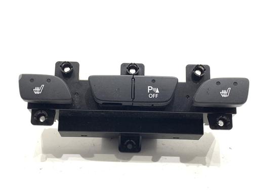 Used Switch Switch HYUNDAI ix35 (LM, EL, ELH) 1.6 (135 hp) 39342727 39342727