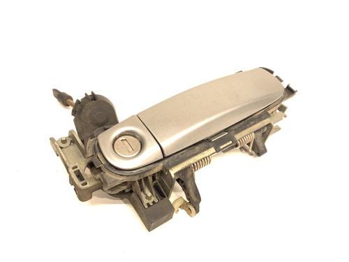 venstre-fortil-udvendigt-handtag-audi-a4-b6-8e2-2000-2001-2002-2003-2004-2005-39314182 main image
