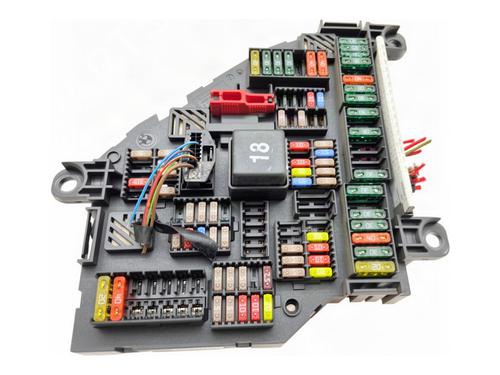 Used Fuse box Fuse box 39377809 39377809