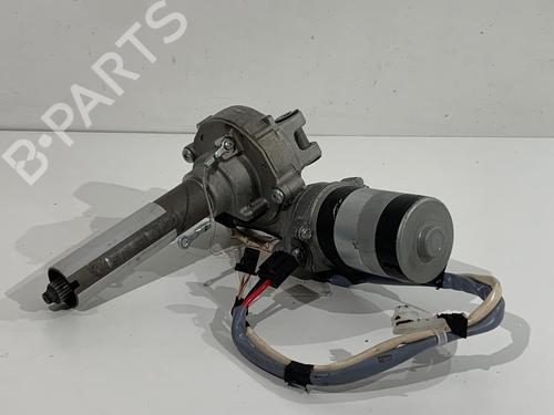 Used Steering pump Steering pump TOYOTA YARIS (_P13_) 1.3 (NSP130_, NSP130) (99 hp) 39307045 39307045