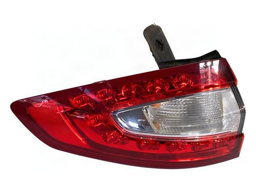 left-taillight-ford-mondeo-v-turnier-cf-2014-39376318 main image