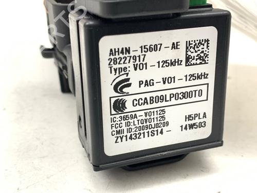 Switch VOLVO V40 Hatchback (525) D2 | BP39378171I30 - Image 3