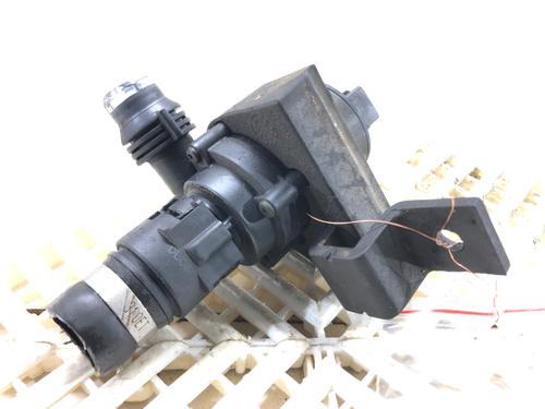 auxiliary-water-pump-bmw-5-touring-e61-2004-2005-2006-2007-2008-2009-2010-39308614 main image