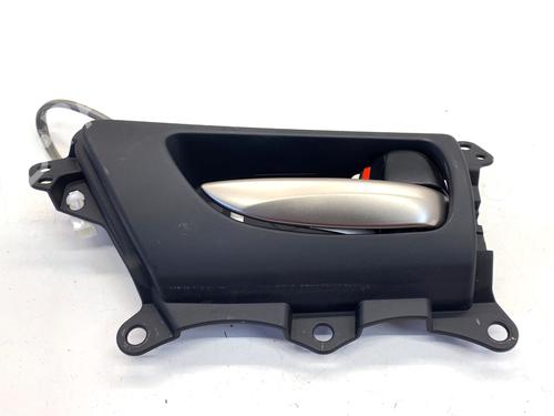 Used Front right interior door handle Front right interior door handle 39329299 39329299