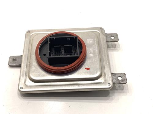 Used Xenon ballast Xenon ballast BMW 5 (G30, F90) 520 d xDrive (190 hp) 39343142 39343142