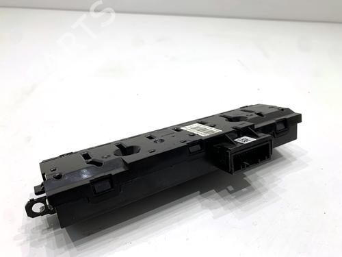 Switch RENAULT MASTER III Van (FV) 2.3 dCi 165 FWD (FV0P, FV0U, FV11, FV12, FV1E) | BP39344066I30 - Image 3