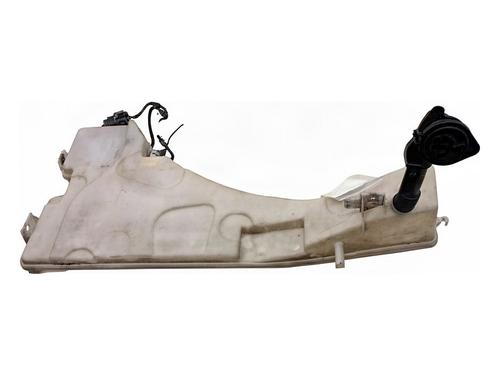 Used Windscreen washer tank Windscreen washer tank 39375775 39375775
