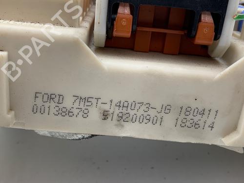 Fuse box FORD KUGA I 2.0 TDCi 4x4 | BP39362058E1 - Image 4