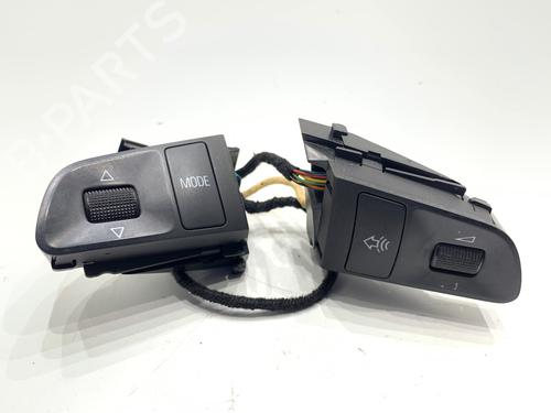 Used Steering wheel controls Steering wheel controls 39322627 39322627
