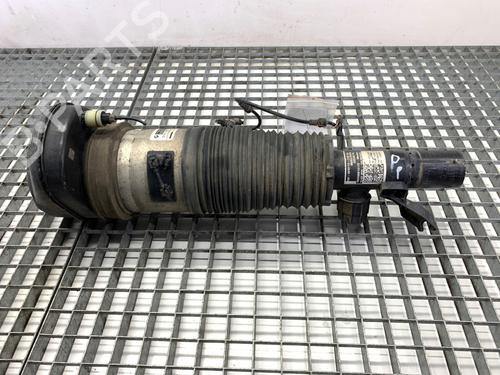Used Right front shock absorber Right front shock absorber BMW X5 (G05, F95) xDrive 30 d (265 hp) 39330259 39330259