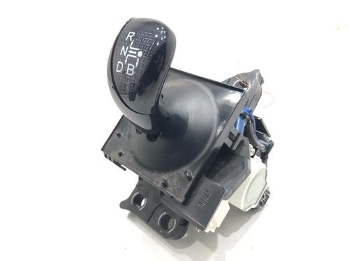 Used Gear lever Gear lever TOYOTA AURIS Estate (_E18_) 1.8 Hybrid (ZWE186_, ZWE186R, ZWE186H) (136 hp) 39283096 39283096