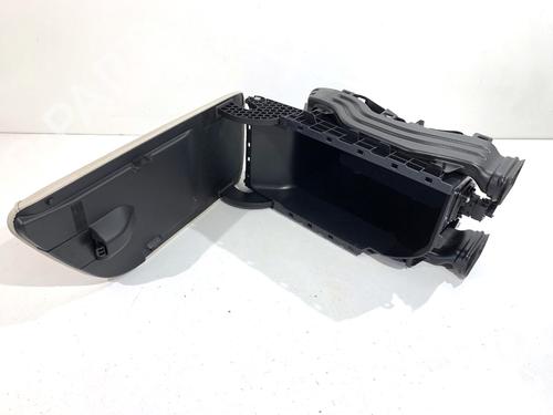 Armrest / Center console TOYOTA CAMRY (_V7_, _VA7_, _VH7_) 2.5 Hybrid (AXVH71_, AXVH70, AXVH71R) | BP39345712I20 - Image 3