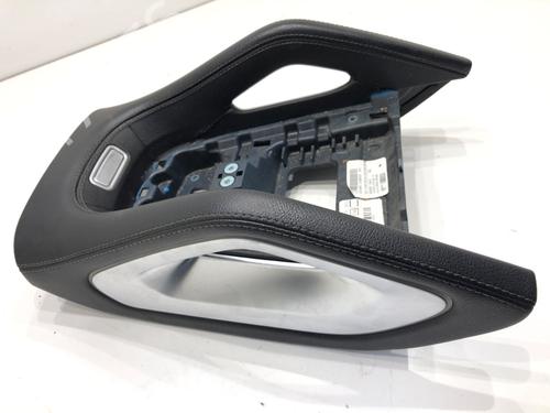 Used Middle console Middle console MERCEDES-BENZ GLE (V167) GLE 300 d 4-matic (167.119) (245 hp) 40056809 40056809