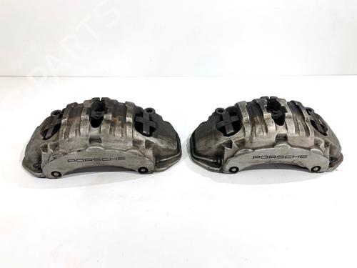 venstre-bremsekaliber-foran-porsche-panamera-970-2009-2010-2011-2012-2013-2014-2015-2016-2017-39320902 main image