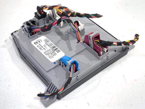 Fuse box MERCEDES-BENZ GLE (V167) GLE 450 EQ Boost 4-matic (167.157) | BP39343746E1 - Image 2