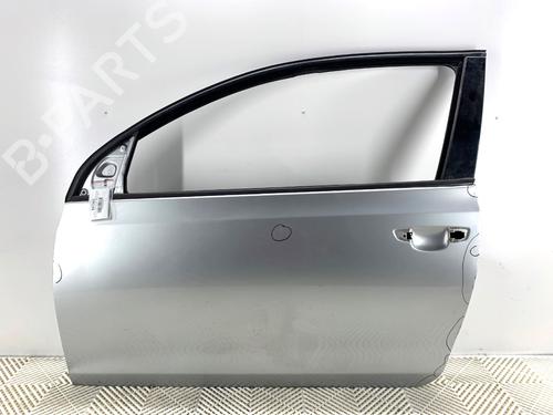 Used Left front door Left front door 39313830 39313830