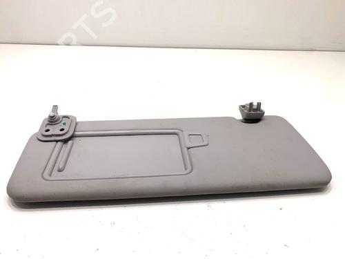 left-sun-visor-hyundai-tucson-tl-tle-2015-2016-2017-2018-2019-2020-2021-2022-2023-39321576 main image
